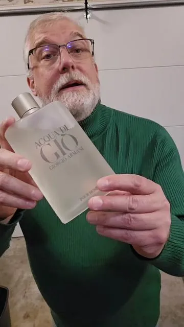 Smells just like the iconic Aqua Di Gio 🌊 — clean, fresh, confident. Why pay designer prices when you can smell like luxury for less? 👃💧 #FragranceFind 