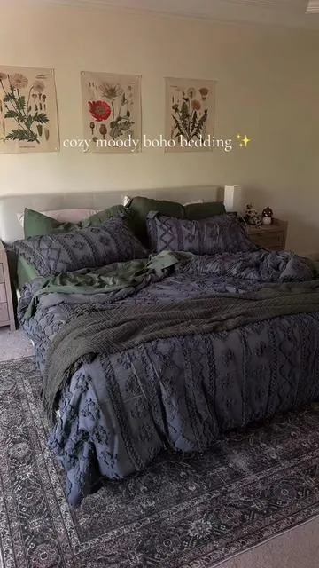 dark grey 🐺 in king #bedsure #bohocomforter #bedsurecomforter #cozybedding #tiktokshopcreatorpicks 