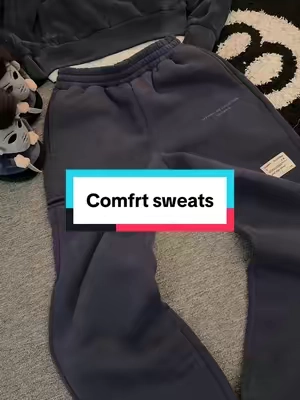 Its soo nicee… #comfrt #comfrtsweats #baggysweats #fyp 