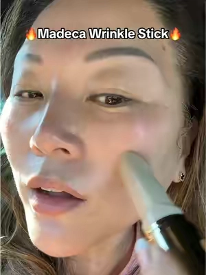Madeca wrinkle stick! 🔥🔥 #TikTokShopBlackFriday #TikTokShopCyberMonday #tiktokshopcreatorpicks @Centellian24 