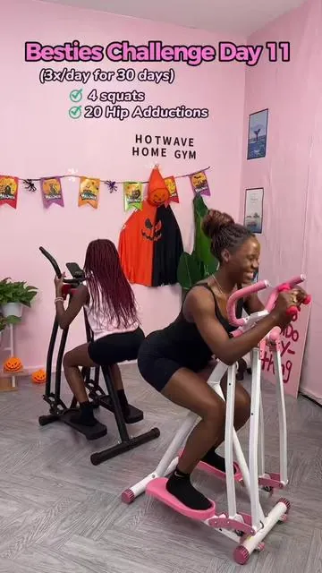 Join us in our #squat challenge to build #glutes and #quads with our #hotwave #spacewalker @Edith Olivares 