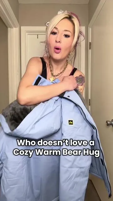 When I seen MAGCOMSEN released a woman’s version to their viral winter jacket I JUMPED for it!! @Magcomsen #tiktokshopcreatorpicks #tiktokshopblackfriday #wintercoat #waterproofjacket #winterjacket 