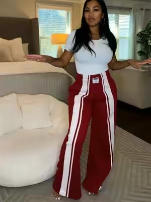 This is the season of keeping it cute & comfy … pants 🔗 above #fashioninspo #comfyseason #tiktokcreatorpicks #fashionnova 