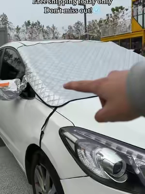 Save time in the mornings with this easy ice and snow windshield cover #winteressentials #frostprotection #tiktokshopfalldealsforyou #snowready #tiktokshopcreatorpicks