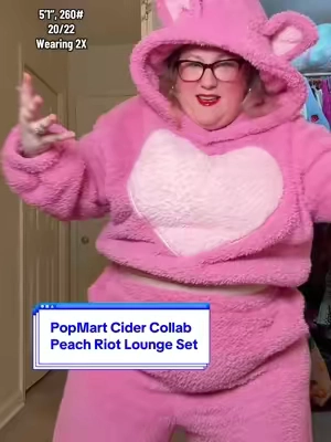This Peach Riot lounge set is next level. 🌟 #peachriot #loungeset #loungewear #plussizeloungewear #fashiondeals 