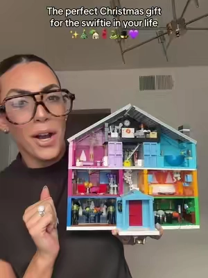 We can finally build the Lover House 💕 This set is the perfect Christmas gift for the swiftie in your life! #swiftie #swifties #christmasgiftideas #swiftietiktok #loverhouse #buildingblocks #giftsforher #tiktokshopblackfriday #tiktokshopcybermonday #tiktokshopcreatorpicks
