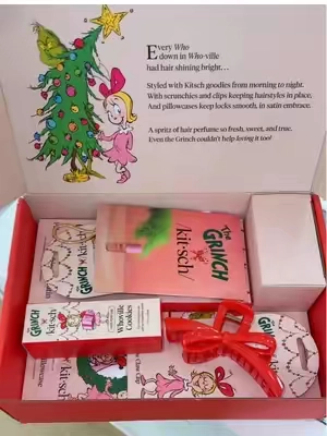 The Grinch x Kitsch is here and I am in love 🥹💚🎄 @Kitsch LLC #kitsch #grinch #whoville #tiktokshopcreatorpicks #tiktokshopblackfriday 