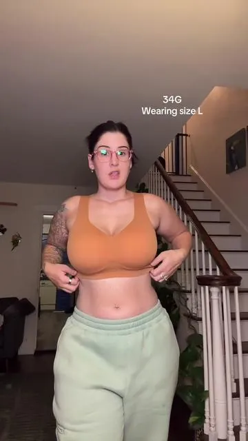 Comfy bra :) #softintention #comfybra #jellybra #brareview #wirelessbra 