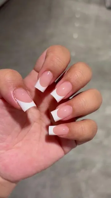 The ultimate accessory to confidence. Timeless, polished, and always appropriate✨💌VV #pressonnails #autumnfashion #glamnails #shimmerandshine #tiktokshopblackfriday 