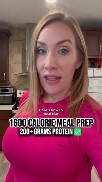 With over 200 grams of protein✅  #mealprep #macro #food #cookbook #highproteinmeals 
