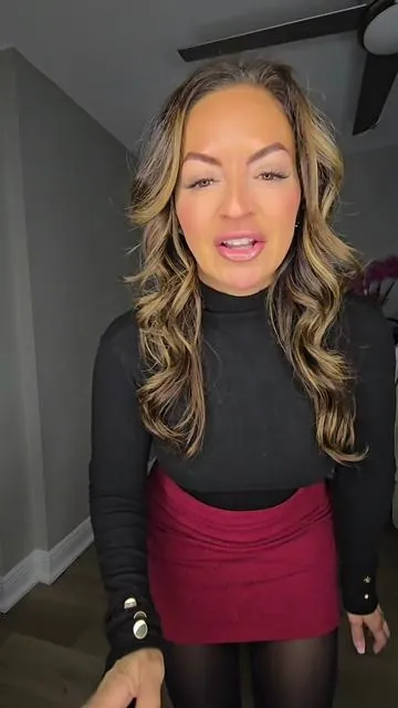 @Halara #grandopeningbfcm #tiktokshopcreatorpicks #tiktokshopblackfriday #tiktokshopcybermonday #holidayoutfits 