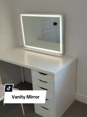 This is the perfect mirror to grow with her when she becomes a preteen/teen! Grabbing a second one for me! #vanitymirror #lightupmirror #tiktokshopcreatorpicks #tiktokshopblackfriday #tiktokshopcybermonday 