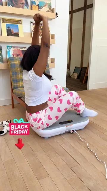 Hook everyone up with this!! The most obsessed thing waht I bought from tts😍✌️#merach #merachfittok #vibrationplate #intense #tiktokshopblackfriday 