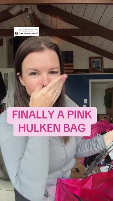 Replying to @Amanda | The Curvy Porch Chick HOT PINK HULKEN BAG!😭😭.        #hulkenbag #QVCSuperBrandDay #superbranddaybfcm #christmasgiftsforher @QVC, Inc 