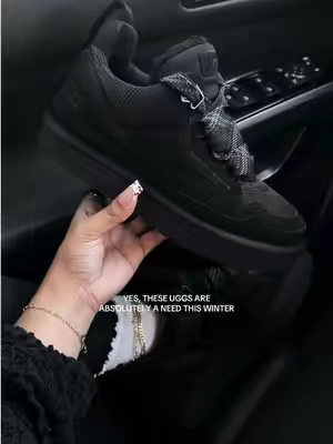 When I say COMFIEST & COZIEST 👏🏽 GIRL, they are a must have for winter 🖤 #uggsneakers #uggshoes #tiktokshopcreatorpicks #tiktokshopblackfriday #tiktokshopcybermonday 