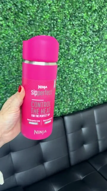 Keeps drinks hot or cold for hours with a leak-proof seal, a slim fit for bags, and that bold Ninja Sip Perfect design you can take anywhere. #ninjasipperfect16oz #TikTokShopCyberMonday  #TikTokShopBlackFriday  #tiktokshopcreatorpicks  #ninjaputdoorocen 