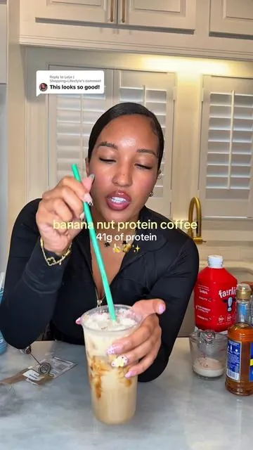 Replying to @LeLe |Shopping•Lifestyle 41G PROTEIN in my morning coffee! 🤯☕️🍌 You don’t need a fancy espresso machine to make a fire protein loaded coffee. This banana nut combo tastes like a whole dessert but keeps you full, fueled, and hitting those protein goals all before 9AM 😭💪🏾 This is the perfect breakfast drink if you’re on a f loss journey, postpartum, or trying to build shape while staying in a calorie deficit. High protein, easy, and SO good. #proteincoffee #loadedcoffee #tiktokshopcreatorpicks #tiktokshopcybermonday #tiktokshopblackfriday 