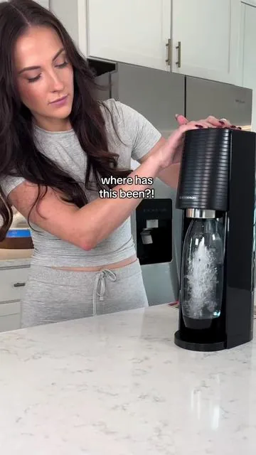 I fear the soda girlies put me on my new obsession 😩 #sodastream #soda #tiktokshopmusthaves #ad #sodastreamterra 