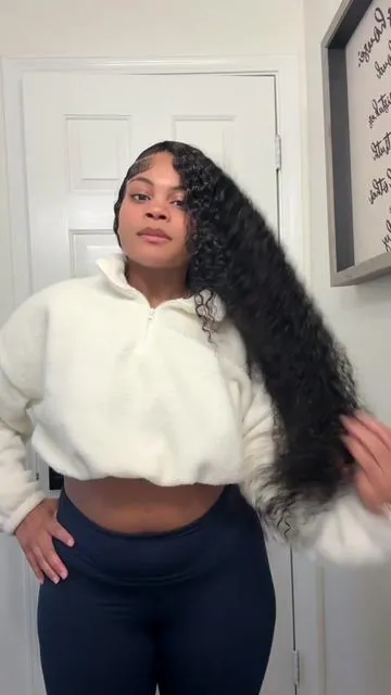 Literally the best beginner friendly wig 🤍 Burmese curly is undefeated 😍😍 @Tahikie Hair Shop #tiktokshoprestock #wigreview #burmesecurly #blackfridaydeals #Fyp 