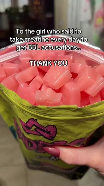 Creatine gummy’s that taste so good! Like a pink ⭐️ burst!! 🩷  ##BBL##creatine##primalqueen##newyearnewaura##newyearfitness