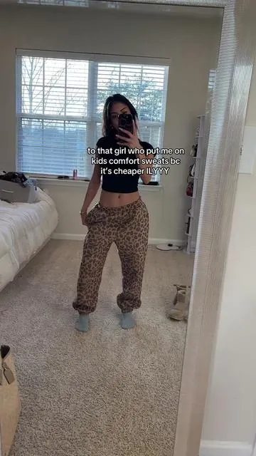 they fit PERFF and so affordable, I now have to get every color #comfrtsweatpants #kidscomfrt #petitefashion #shortgirlfashion #hoodieszn #leopardprintoutfit 