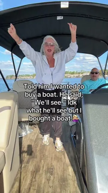 Now he’s my captain.😜 #marriage #boat #tiktokmomma #lakelife 