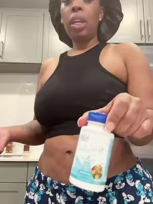 Not me having to do a 15-day gut cleanse just to stay REGULAR 😩 If you know, you KNOW #15daygutcleanse #detox #colonsupport #hoildayhaul 