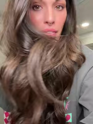 Only @Blissy Brand Mulberry silk for this hair 😍 #mulberrysilk #silkpillowcase #shinyhair #TikTokShopCreatorPicks 