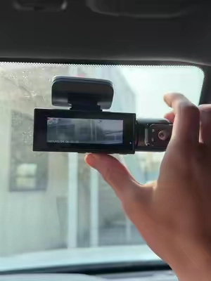 Super cheap peace of mind#dashcam #carcamera #cartok #TikTokMadeMeBuyIt #fyp 