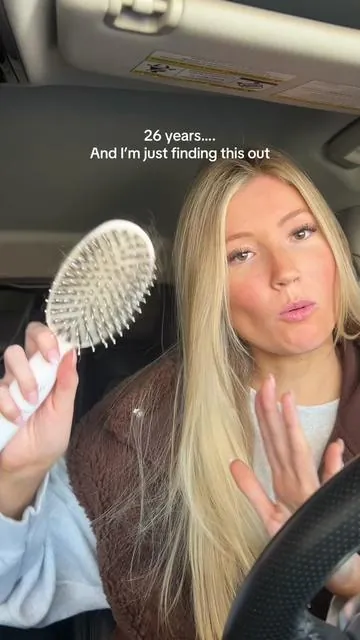 The more you know 🥲 My hair no longer gets greasy as fast and my hair feels so incredibly smooth  #tiktokshopcreatorpicks #tiktokshoprestock #tiktokshopfalldealsforyou #tiktokshopcybermonday #tiktokshopblackfriday