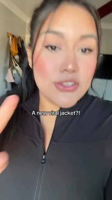 #jacket #sportswear #womensjacket #tiktokshopholidayhaul #newarrivalssurge 