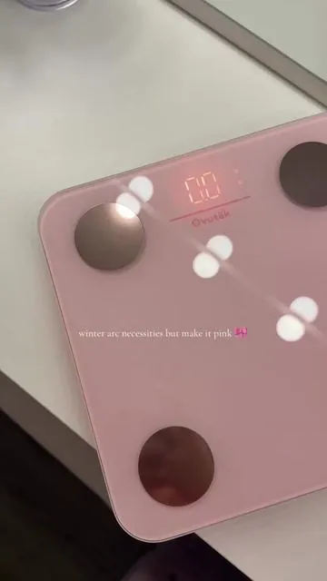 track your weight as you go, connect to the app!🎀  #weightloss #weightlossjouney #weightscale #pinkgym #gymgirlies 