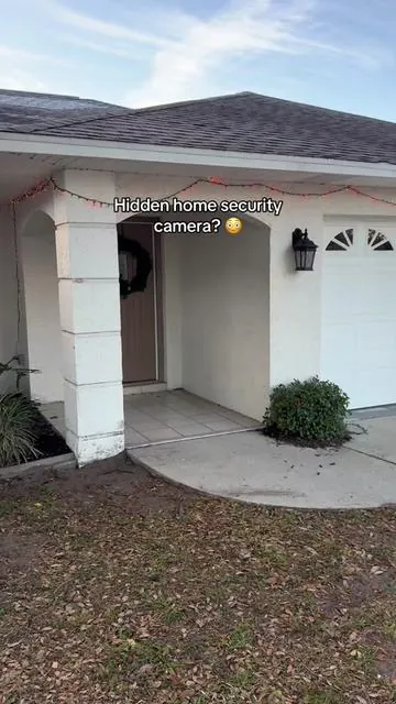 When it comes to innovative camera designs, this window camera from Luna is top tier #homesecurity #windowcamera #fakeupsdriver #securitycamera 