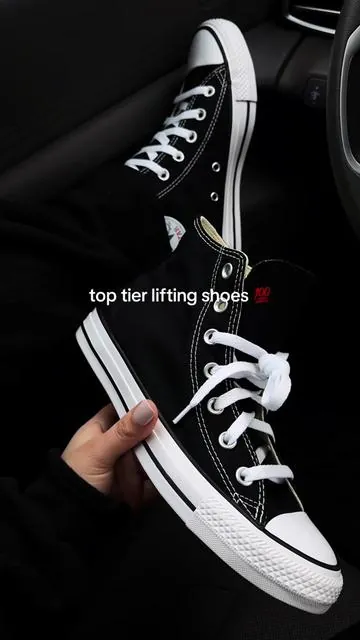 @Tillys #sneakers #liftingshoes #shoes #newyearnewme #hightopshoes 
