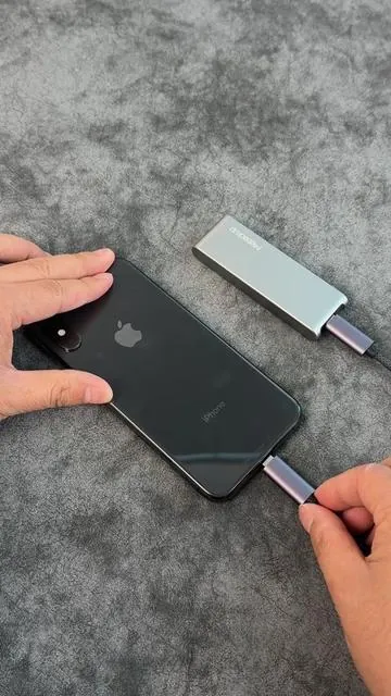 Let’s not wait until our phones are out of memory to prepare this.That would be too late #phonestorage #usbdrive #memories #storage #tiktokfinds 