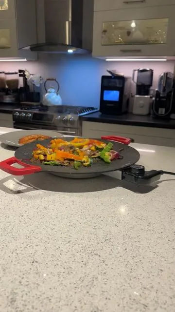 Indoor portable flat top Grill #indoorgrill #flattopgrilling #griddle #aoran #creatorsearchinsights  