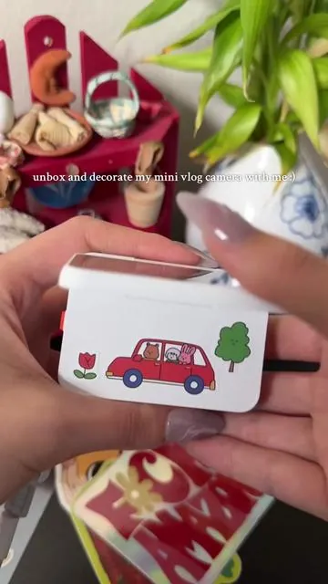 Decorate my cutie little shy girl camera with me :) I’ve been really loving this as a vlogging camera! Definitely has strong magnets so I do struggle with getting the camera itself out of it’s body, but the portability and compact size has been game changing :,) I’m gonna use for another week or so before giving a final update/review~ #insta360goultra #digitalcamera #vloggingcamera #minicamera #decoratewithme 