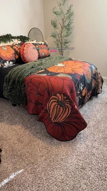 Walking into my room with this Boho Floral Quilt Set feels like a boutique hotel check-in—instant happy #BohoFloralQuiltSet #BohoQuiltSet #FloralQuiltSet #QuiltSetBedding #BedroomMakeover