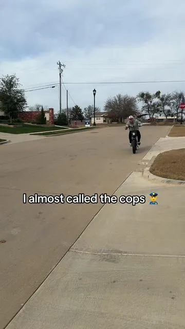I can’t believe you don’t need a license for this! #ebike #bicycle #bigboytoys #tiktokshopcreatorpicks #offroad 