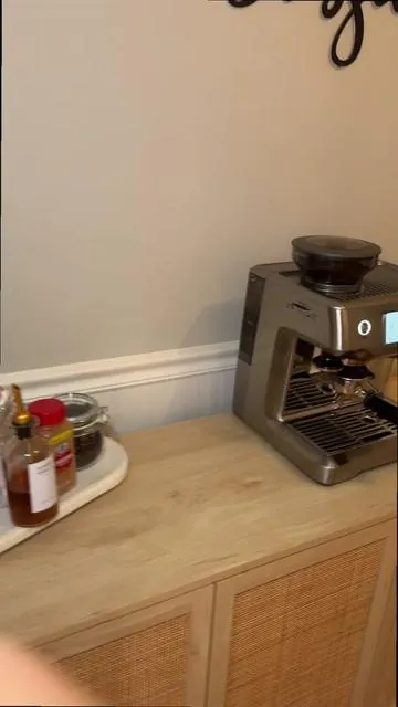 Learning to Love Mornings Again! 🩷 #espresso #brevilleespressomachine #coffeetiktok #coffee #espressotiktok 