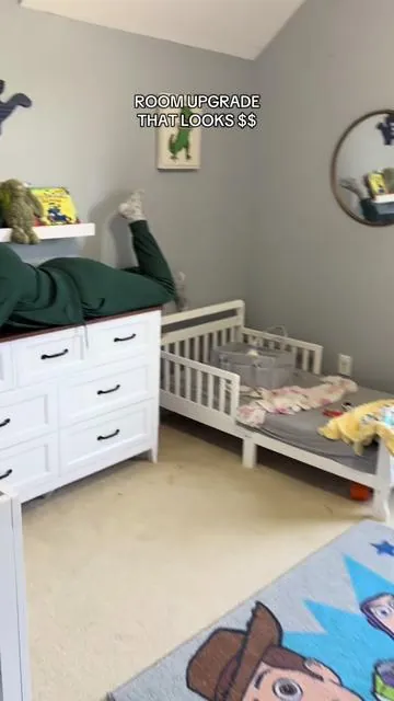 40% off & Free Shipping! Beautiful dresser for any room! Great bedroom furniture to keep clothes organized & rooms clean. #furniture #bedroomfurniture #kidsroom #dresser #farmhouse  