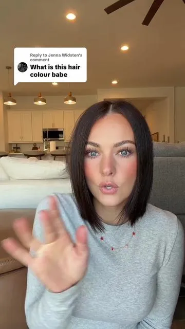Replying to @Jenna Widsten 🖤 @dpHUE to the rescue #hairgloss #richbrownhair #brunette 