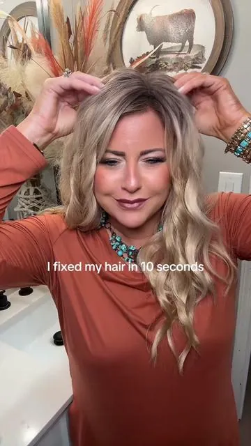Instant volume for thin or flat hair. I never have to fix my hair!!Clips in easily, blends naturally, and takes seconds…no glue, no damage. #h#hairtopperst#thinhairh#hairvolumec#clipinhairhairconfidence