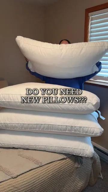 Some of y’all really need to get rid of those 10 year old pillows 😂 this pack of king size pillows from @Utopia Brands gives hotel luxury without the crazy pricetag! #hotelpillows #kingsizepillows #guestbedroom #pillows #softpillow 