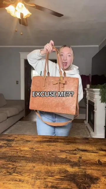 This is so smart! #lunchbag #workbag #lovevook #laptopbag 
