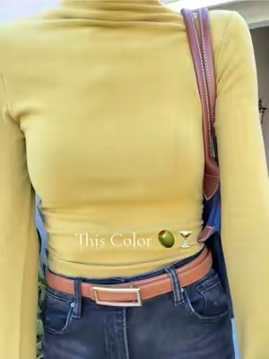 This thermal mockneck runs true to size, wearing a size small. #mockneck #turtleneck #mocknecktop #oglmove @OGLmove_official 