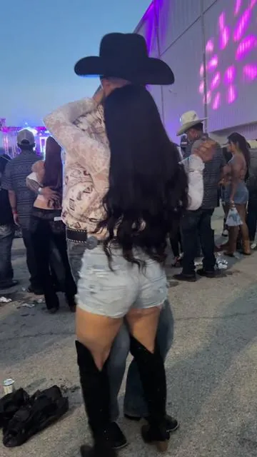 Outfit 😍 #paratiiiiiiiiiiiiiiiiiiiiiiiiiiiiiii #mexico🇲🇽 #norteñas #paratipage #gto 