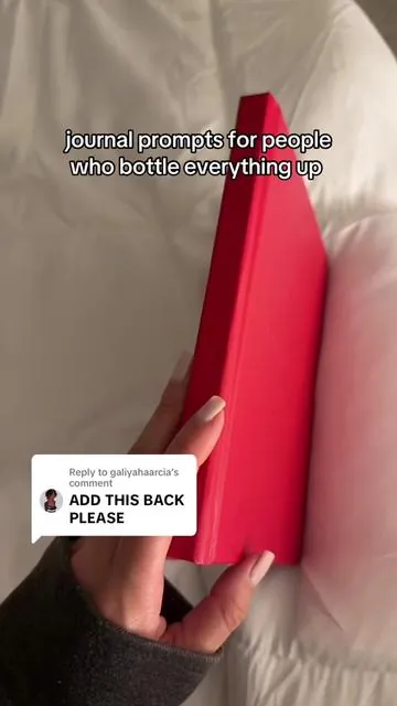 Replying to @galiyahaarcia this had sold out TWICE and it's finally back in stock!!!!!! 🥹 omg I'm so happy you guys are loving my journal so much. If you’re trying to finally process your emotions in 2026 and stop bottling everything up, these journal prompts are a great place to start ily ❤️ #journal #journaling #healing #HealingJourney #fyp