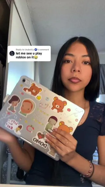Replying to @𝖎𝖘𝖆𝖇𝖊𝖑𝖑𝖆 🧿 here’s what roblox on this case looks like it works perfectly #typecase #ipad #ipadcase #roblox #fyp 