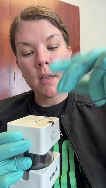 $5 and creating a habit could save you a lot of money in the long run. Just a small bit of advice. This is the best one in my opinion. @BURST Oral Care #tiktokcreatorpicks #tiktokmademebuyit #floss #oralhealth #oralcare 